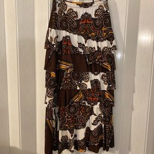 Long ruffle layered skirt